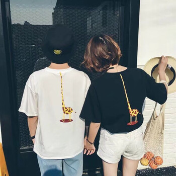女生都喜歡的時(shí)尚百搭短袖連衣裙