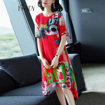 經(jīng)典小白裙，打造優(yōu)雅女人味