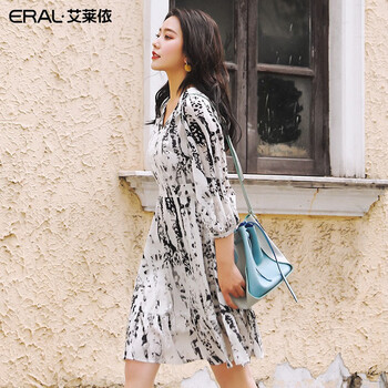 時尚印花連衣裙，打造清新小仙女