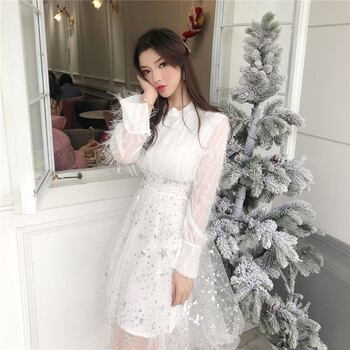 撞色連衣裙，讓你變身甜美女神