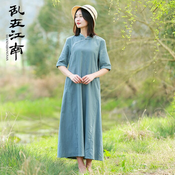 亂在江南 純色 口袋，紐扣 連衣裙