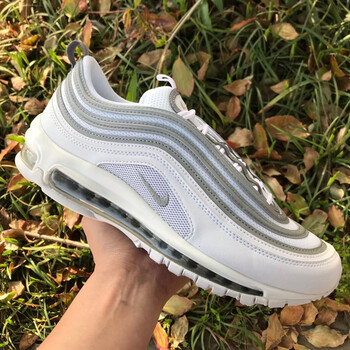 耐克（NIKE）跑步鞋921826-105反光白銀 41