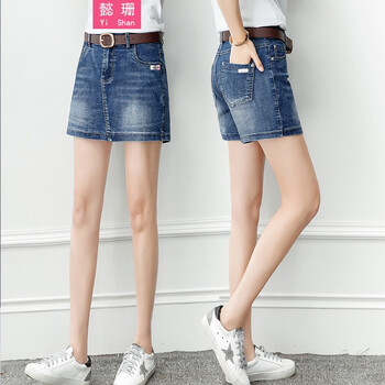 穿高腰短裙，微胖妹子的不二之選