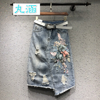 下身牛仔短裙