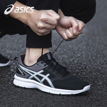 asics跑步鞋黑色/灰色 