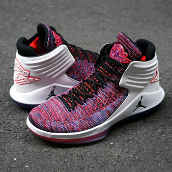 NIKE籃球鞋AA1253-105 44.5