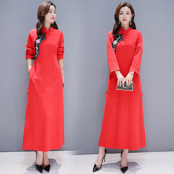 一字肩連衣裙，打造優(yōu)雅女神