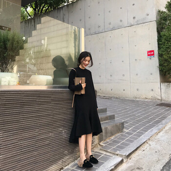 復(fù)古吊帶裙，打造你的優(yōu)雅生活