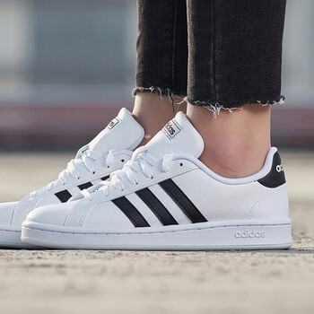 阿迪達(dá)斯（adidas）板鞋-9(女鞋) 