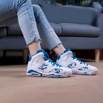 耐克（NIKE）籃球鞋扎染油畫花卉543390-153 