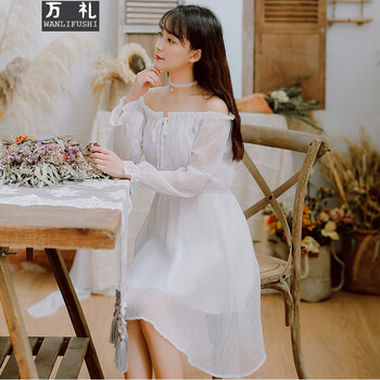 白色短款禮服裙