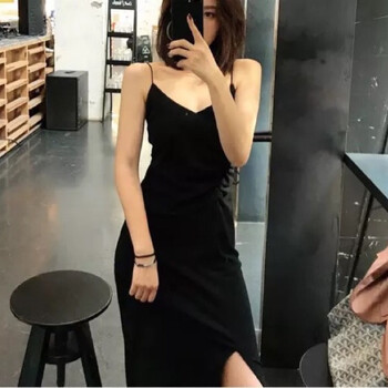 純色連衣裙，打造清新少女感