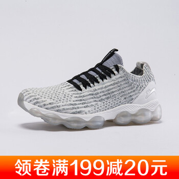 復(fù)古運動鞋，塑造健康型男