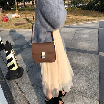 網(wǎng)紗半身裙，夏日海邊度假好伴侶