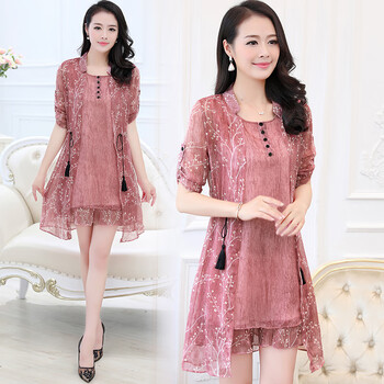 印花連衣裙，穿出優(yōu)雅氣質(zhì)范