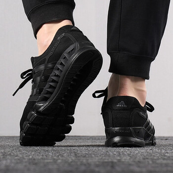阿迪達斯（Adidas）跑步鞋EF2663/銀白/Climacool 熱賣款 40