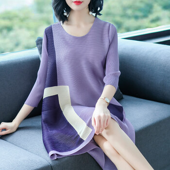 純色性感吊帶裙，打造優(yōu)雅女人味