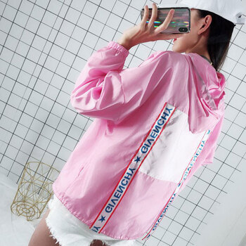 減齡牛仔外套，讓你變身青春女神