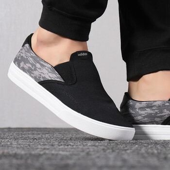 阿迪達斯（Adidas）板鞋EE7278 