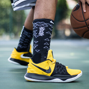 耐克（NIKE）籃球鞋歐文4代AO8980-700低幫緩震 42