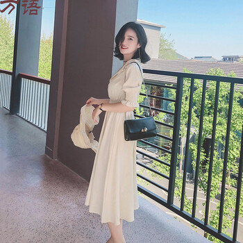 萬語（Wanyu） 純色 抽褶 連衣裙