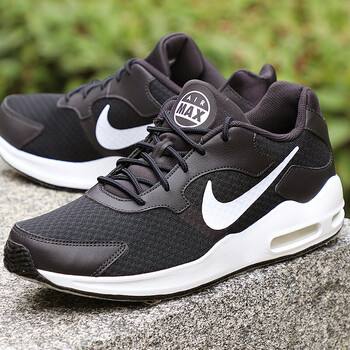 耐克（NIKE）跑步鞋916768-011 