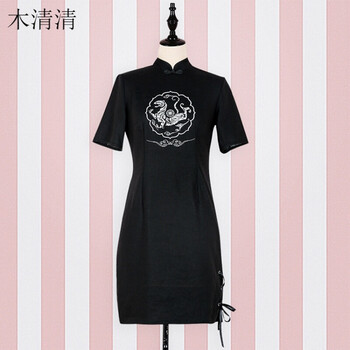 簡約風連衣裙，打造青春少女感