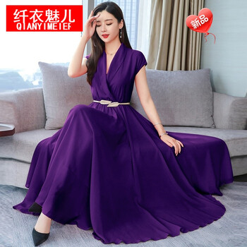 純色連衣裙，穿出女神氣質(zhì)
