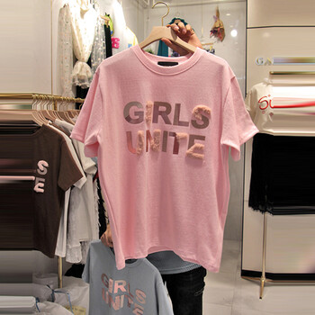 寬松修身長(zhǎng)袖上衣，打造個(gè)性女神