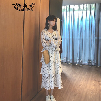 性感蕾絲裙，打造曼妙身材