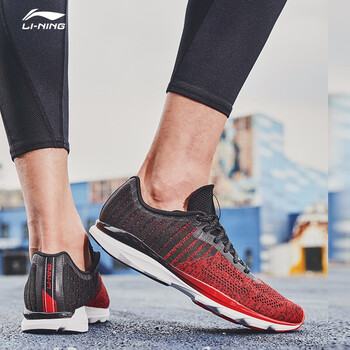 李寧（LI-NING）跑步鞋 紅/黑 40