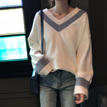 寬松短款毛衣，打造優(yōu)雅女人味