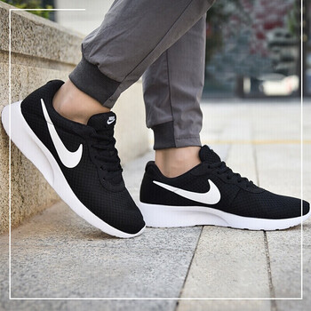 耐克（NIKE）跑步鞋黑色812654-011/19春季 39
