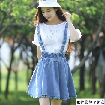 優(yōu)雅氣質(zhì)，純色連衣裙拯救你