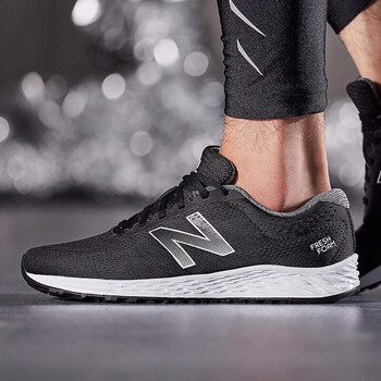 NEW BALANCE跑步鞋MARISSB1黑色 