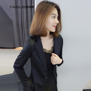 時(shí)尚短袖寬松上衣，打造百變風(fēng)格