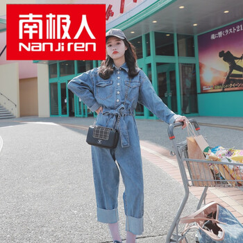 微胖界的秘密，修身牛仔褲顯腿長(zhǎng)