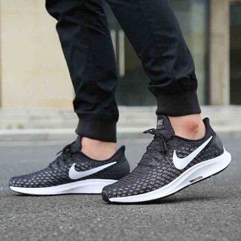nike跑步鞋942851-001 