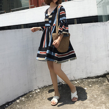 女童長(zhǎng)款t恤裙