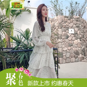 撞色連衣裙，打造性感小仙女