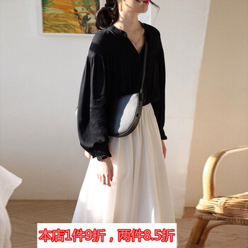 純色連衣裙，打造甜美女人味