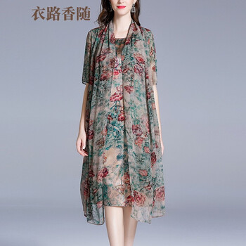 簡約風連衣裙，穿出時尚氣質(zhì)范