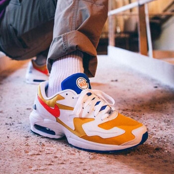耐克Nike跑步鞋AO1741-700 