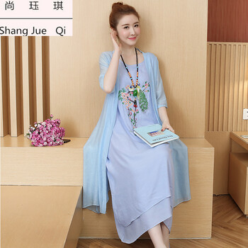 簡(jiǎn)約復(fù)古長(zhǎng)裙，打造優(yōu)雅小仙女