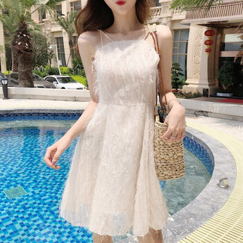 網(wǎng)紗連衣裙，打造夏日浪漫小仙女
