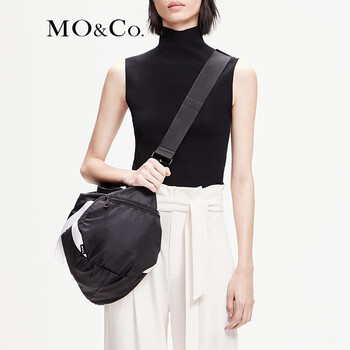 MO&Co.針織衫無袖