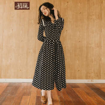 復(fù)古網(wǎng)紗長裙，打造優(yōu)雅小仙女