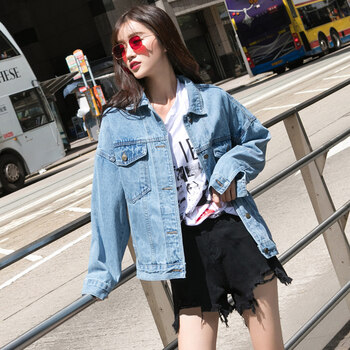 減齡長(cháng)袖外套，打造個(gè)性少女風(fēng)