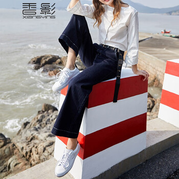 百搭高腰牛仔褲，微胖妹子都愛穿