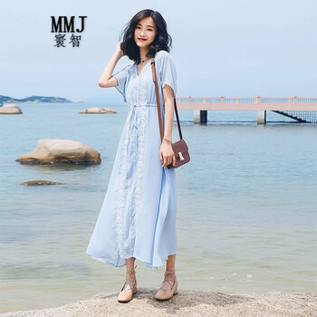時(shí)尚吊帶裙，讓你變身優(yōu)雅女神